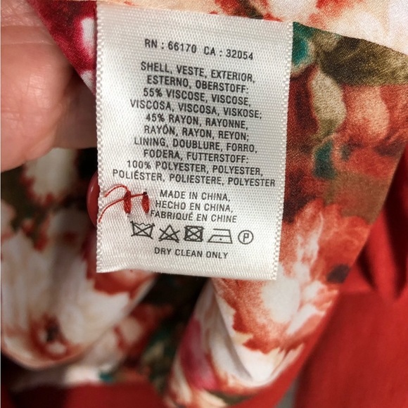 Cartonnier Anthropologie Red Jacket
Blazer NWT - Picture 9 of 11